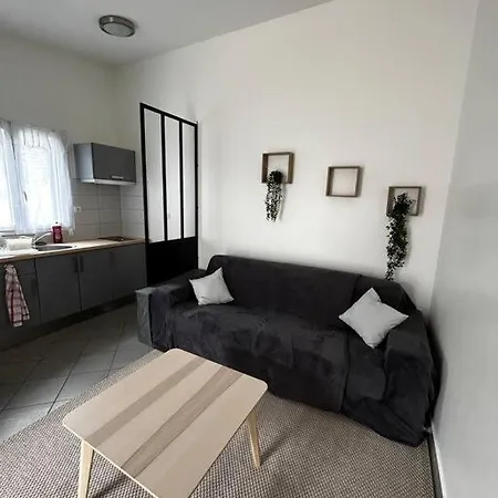 Charmant Studio Proche Paris Apartment