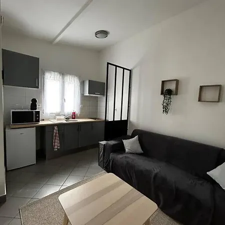 Charmant Studio Proche Paris Apartment Montreuil (Seine-Saint-Denis)